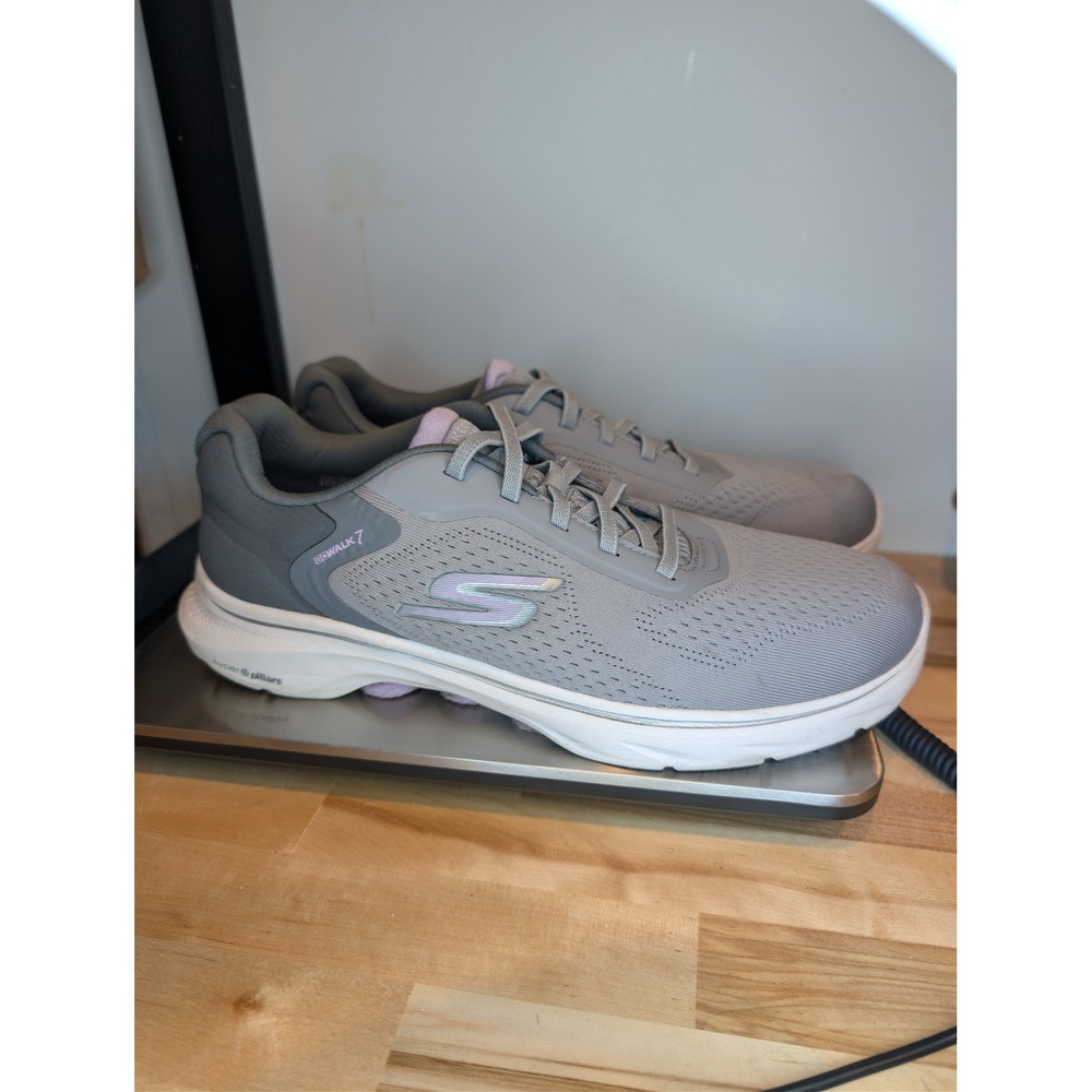Skechers Go‎ Walk 7 Women's Gray Lace Up Athletic Sneakers Shoes Size 9.5 D2